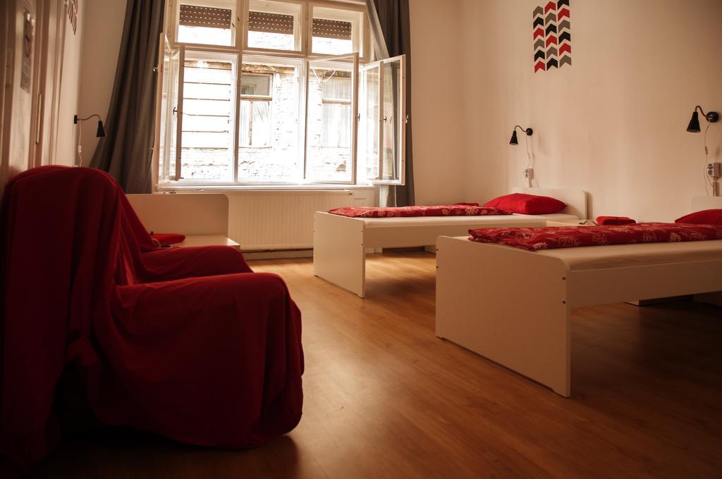 2Night Hostel Budapest Exteriör bild